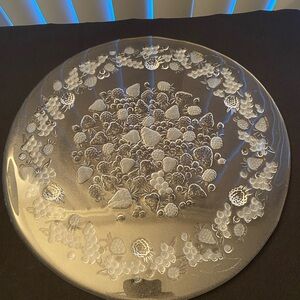 Mikasa Crystal strawberry Cake Plate 13inD